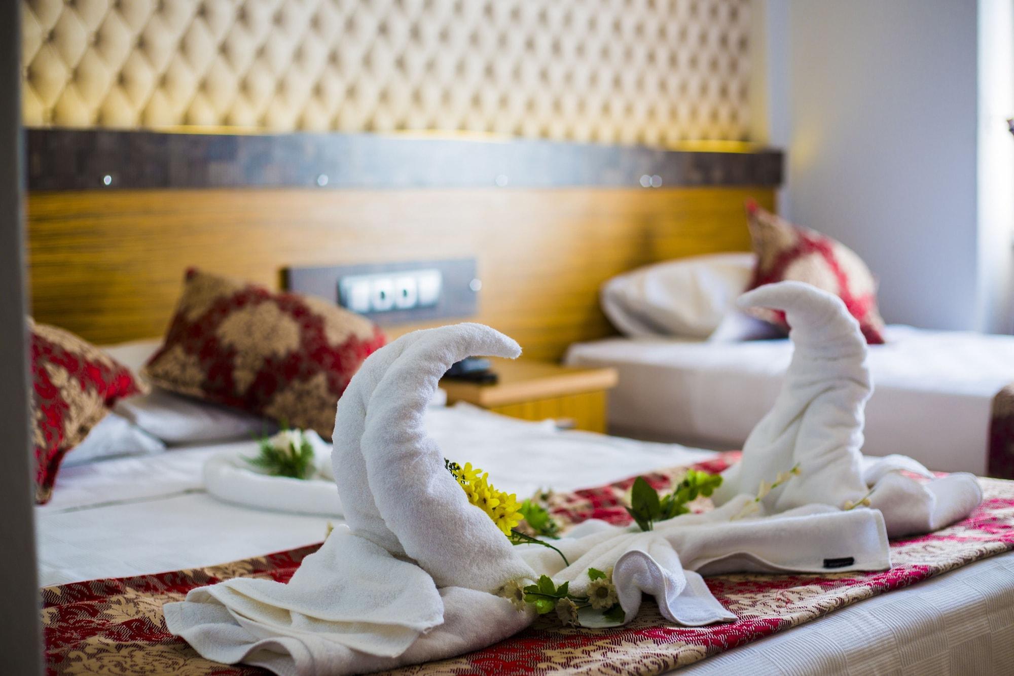 Mevre Hotel Antalya Buitenkant foto